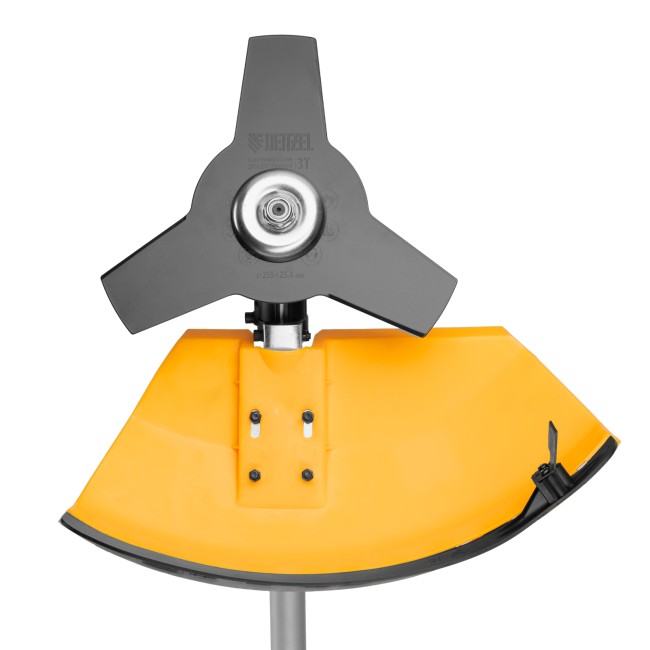 Триммер садовый бензиновый DGT-43-PRO Denzel Триммер садовый бензиновый DGT-43-PRO Denzel