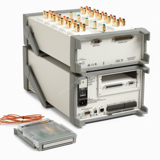 Прецизионный калибратор температуры Fluke 1586A/1HC 220/C