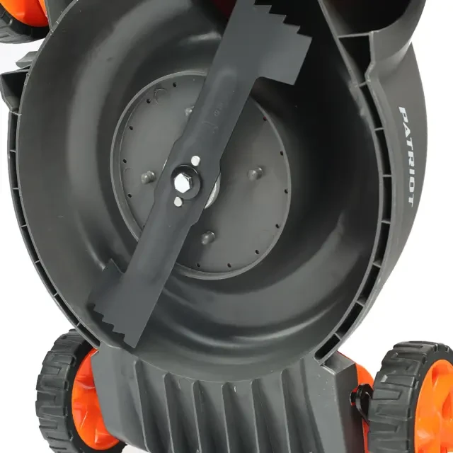 Аккумуляторная газонокосилка Patriot CM 435XL