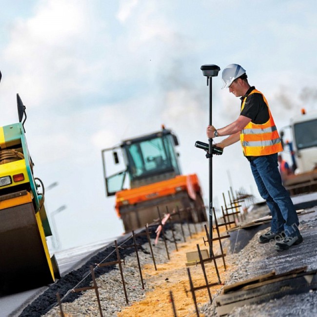 GNSS приёмник LEICA GS18T LTE (минимальный) GNSS приёмник LEICA GS18T LTE (минимальный)